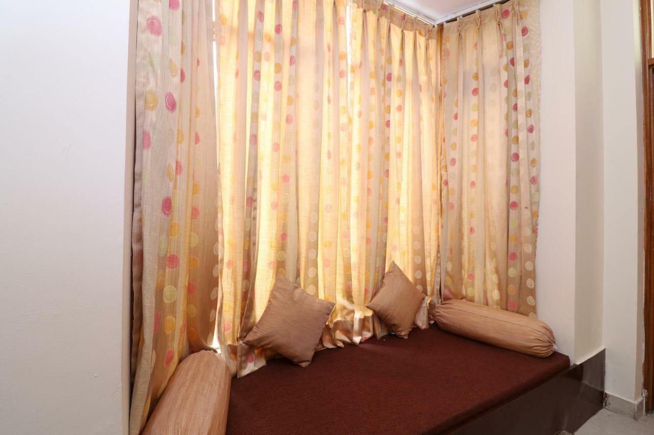 Oyo 19024 Majestic Oak Bush Hotel Mussoorie Exterior photo